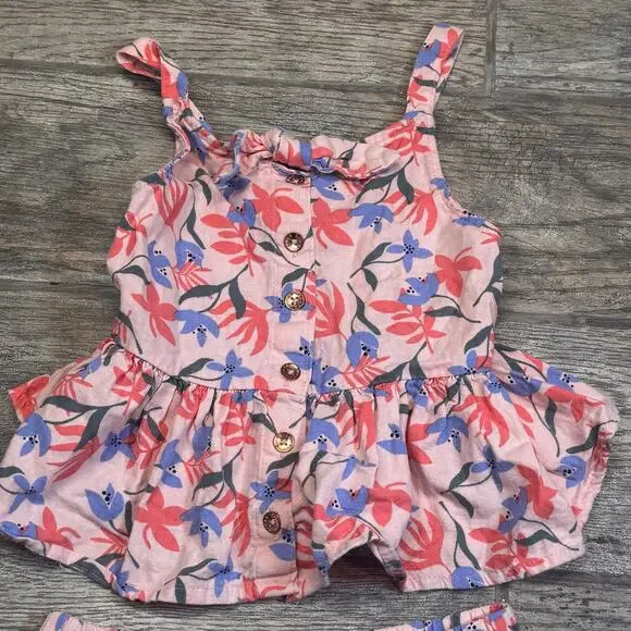 Vince Camuto Floral 2pc set Girls Size 7 - Picture 3 of 7